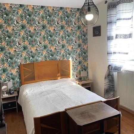 Chez Line Et Francis Apartment *