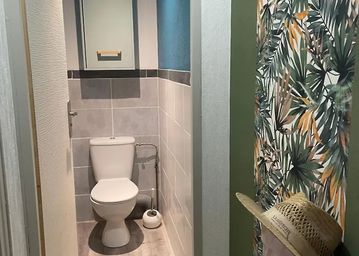 Chez Line Et Francis アパート